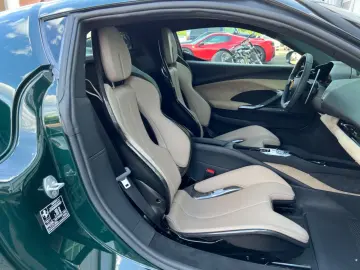 FERRARI 296 GTB VERDE BRITISH GREEN LIFT RACING SEATS