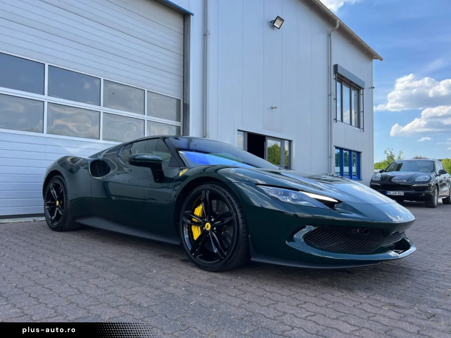 FERRARI 296 GTB VERDE BRITISH GREEN LIFT RACING SEATS