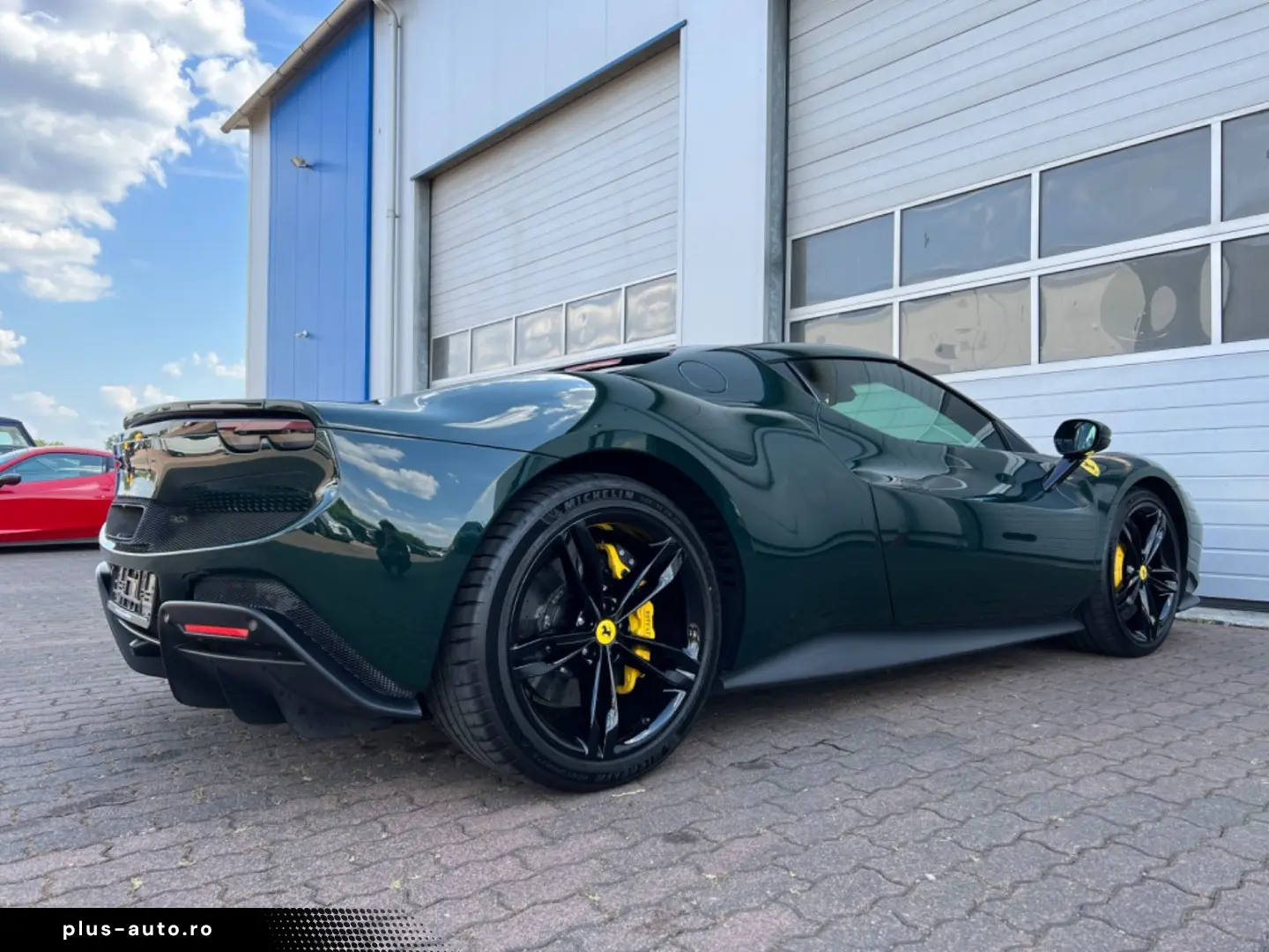 FERRARI 296 GTB VERDE BRITISH GREEN LIFT RACING SEATS