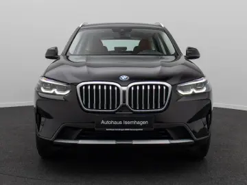 BMW X3 xD30e Kamera DAB Sportsitz AHK Leder 18Zoll