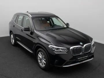 BMW X3 xD30e Kamera DAB Sportsitz AHK Leder 18Zoll