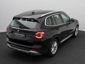 BMW X3 xD30e Kamera DAB Sportsitz AHK Leder 18Zoll