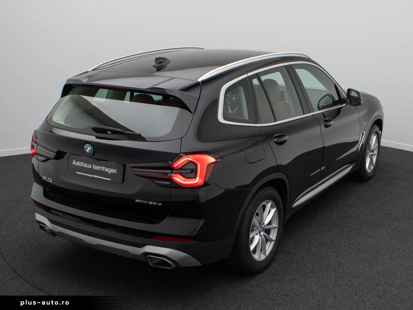 BMW X3 xD30e Kamera DAB Sportsitz AHK Leder 18Zoll