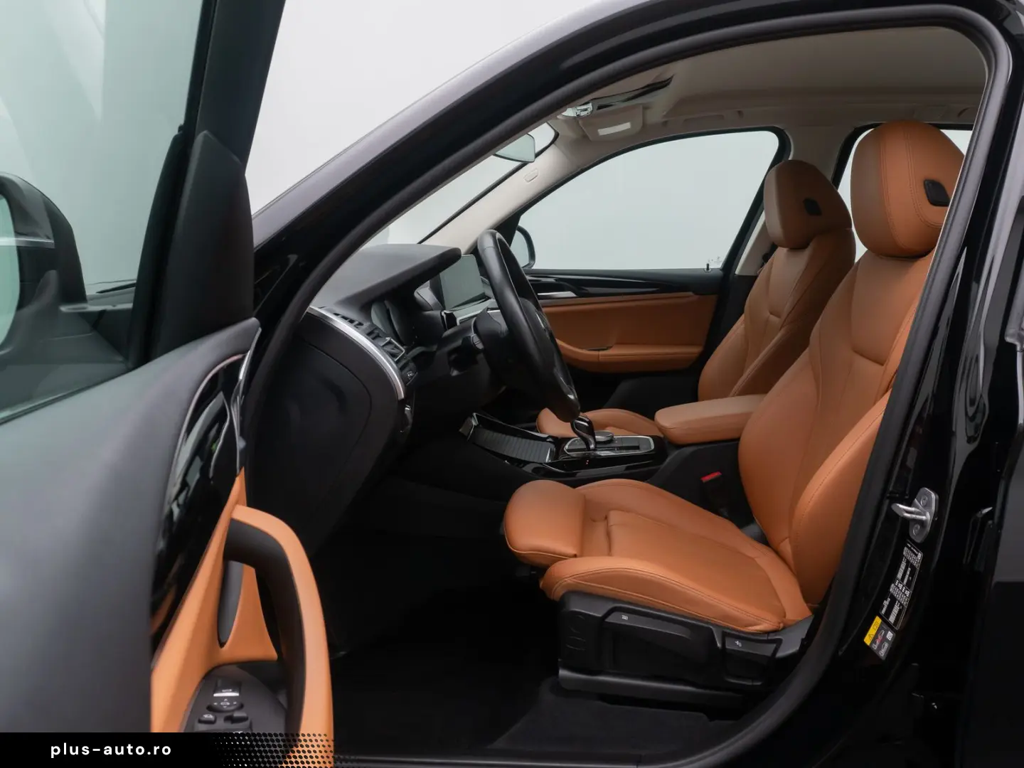 BMW X3 xD30e Kamera DAB Sportsitz AHK Leder 18Zoll