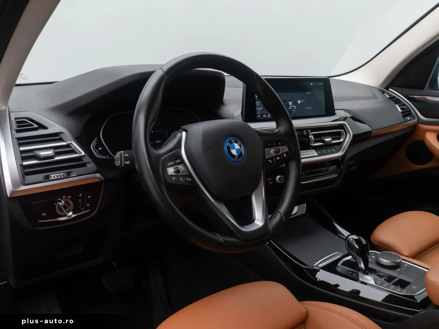 BMW X3 xD30e Kamera DAB Sportsitz AHK Leder 18Zoll