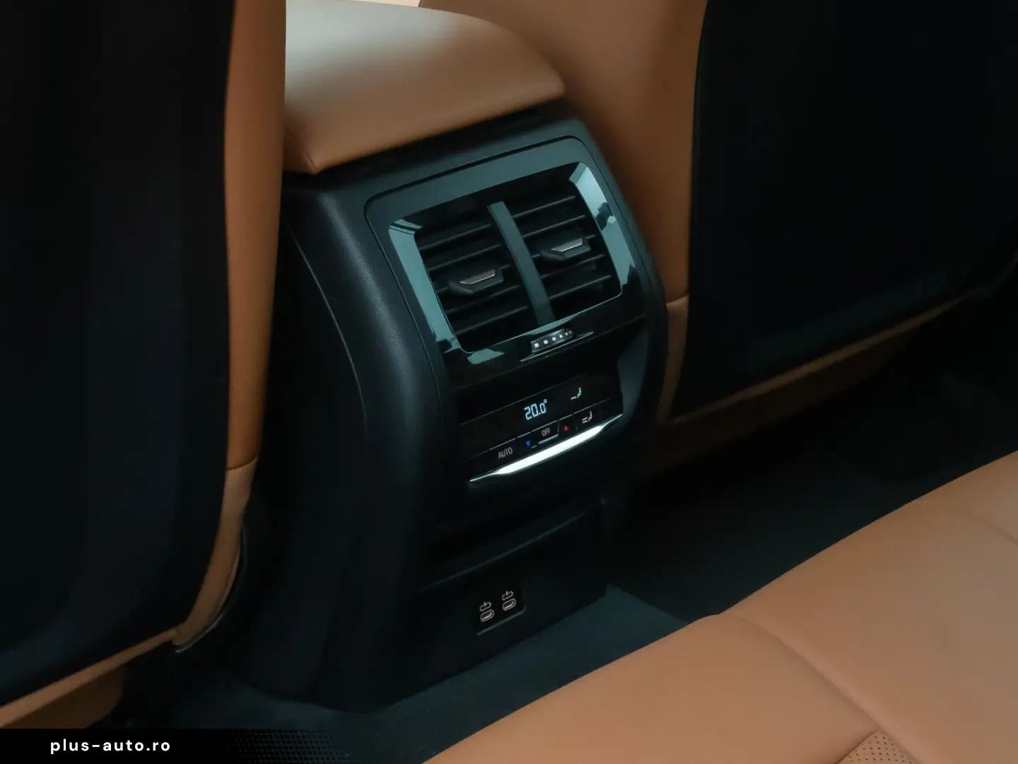 BMW X3 xD30e Kamera DAB Sportsitz AHK Leder 18Zoll