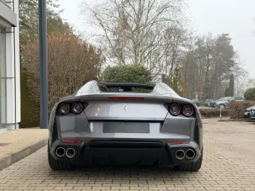 FERRARI 812 GTS   1. HD  DE  RACING  LIFT  LED LENKRAD