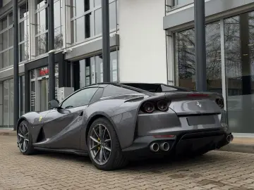 FERRARI 812 GTS   1. HD  DE  RACING  LIFT  LED LENKRAD