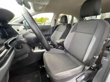 VW Taigo Life 1.0 TSI LED NAVI ACC KLIMA SHZ PDC