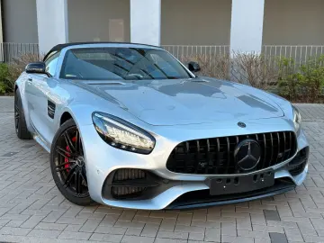 MERCEDES-BENZ Roadster Night & Carbon HSL Performance
