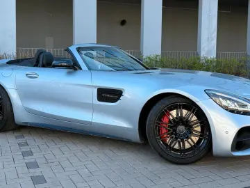 MERCEDES-BENZ Roadster Night & Carbon HSL Performance