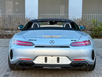 MERCEDES-BENZ Roadster Night & Carbon HSL Performance