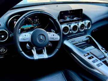 MERCEDES-BENZ Roadster Night & Carbon HSL Performance