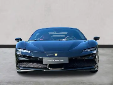 FERRARI SF90 Stradale  Assetto Fiorano  Karbon Felgen