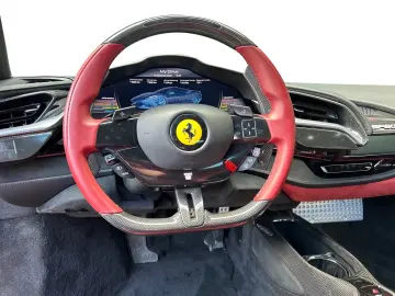 FERRARI SF90 Stradale  Assetto Fiorano  Karbon Felgen
