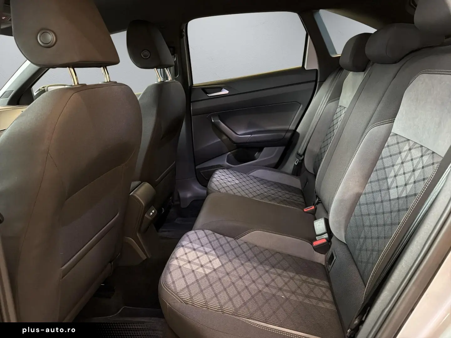 VOLKSWAGEN Taigo 2022 — imagine 14