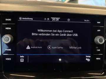 VW 1.5TSI DSG R-Line Black Style IQLight RearView N