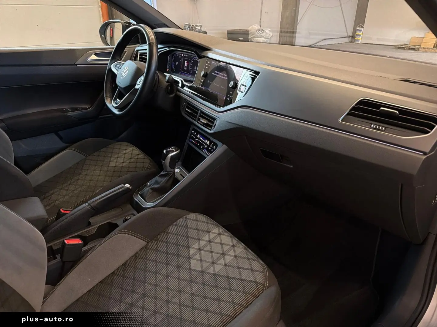 VOLKSWAGEN Taigo 2022 — imagine 22