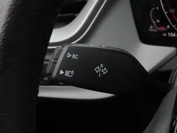 BMW 116d Advantage Klimaauto. Navigation LED