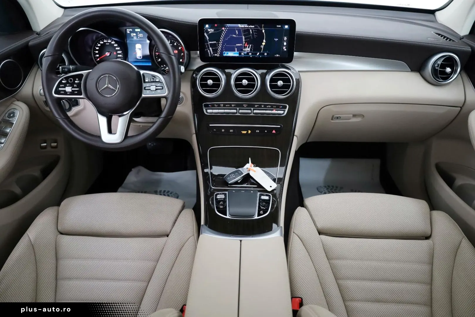 MERCEDES-BENZ GLC 300e 4M Coupe Sitzlüftung Leder Na&hellip;