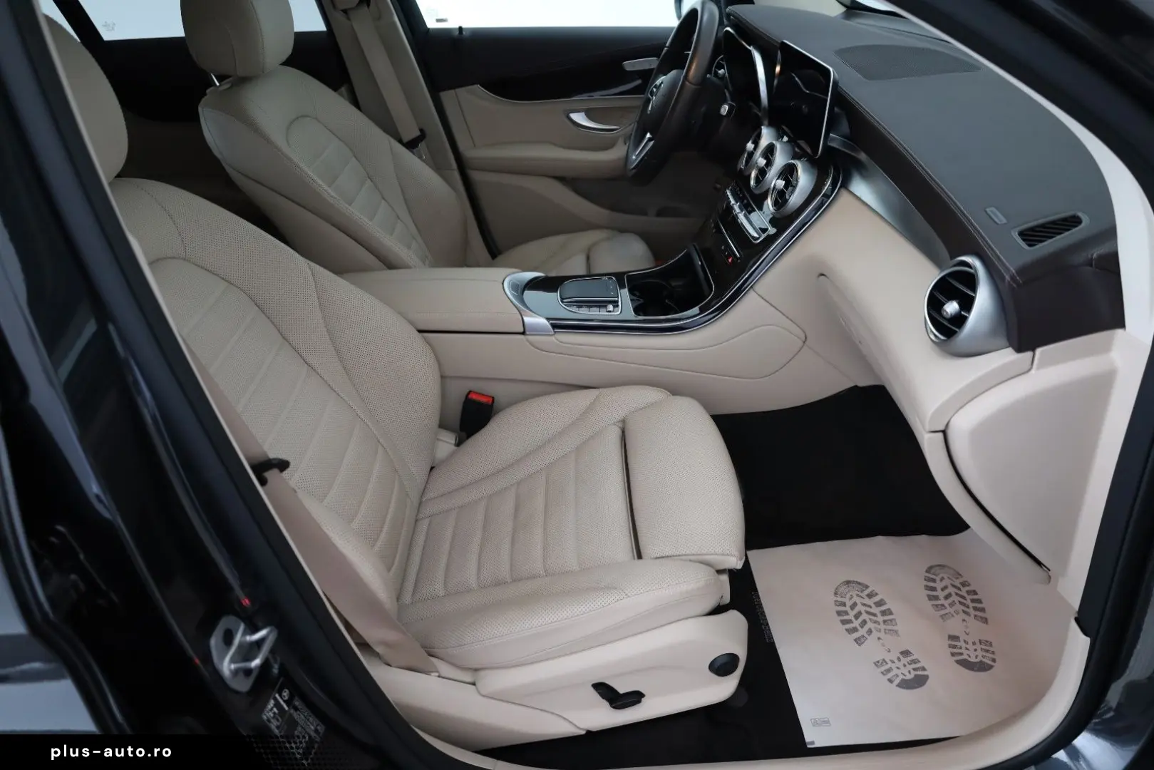 MERCEDES-BENZ GLC 300e 4M Coupe Sitzlüftung Leder Na&hellip;