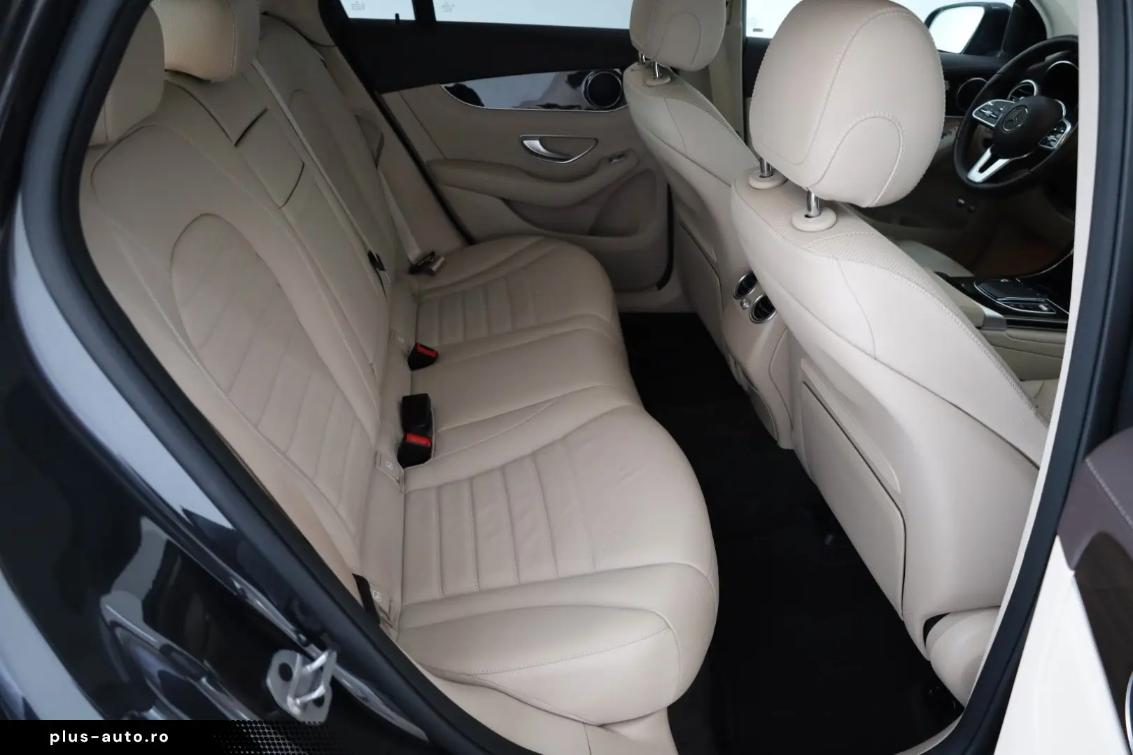 MERCEDES-BENZ GLC 300e 4M Coupe Sitzlüftung Leder Na&hellip;