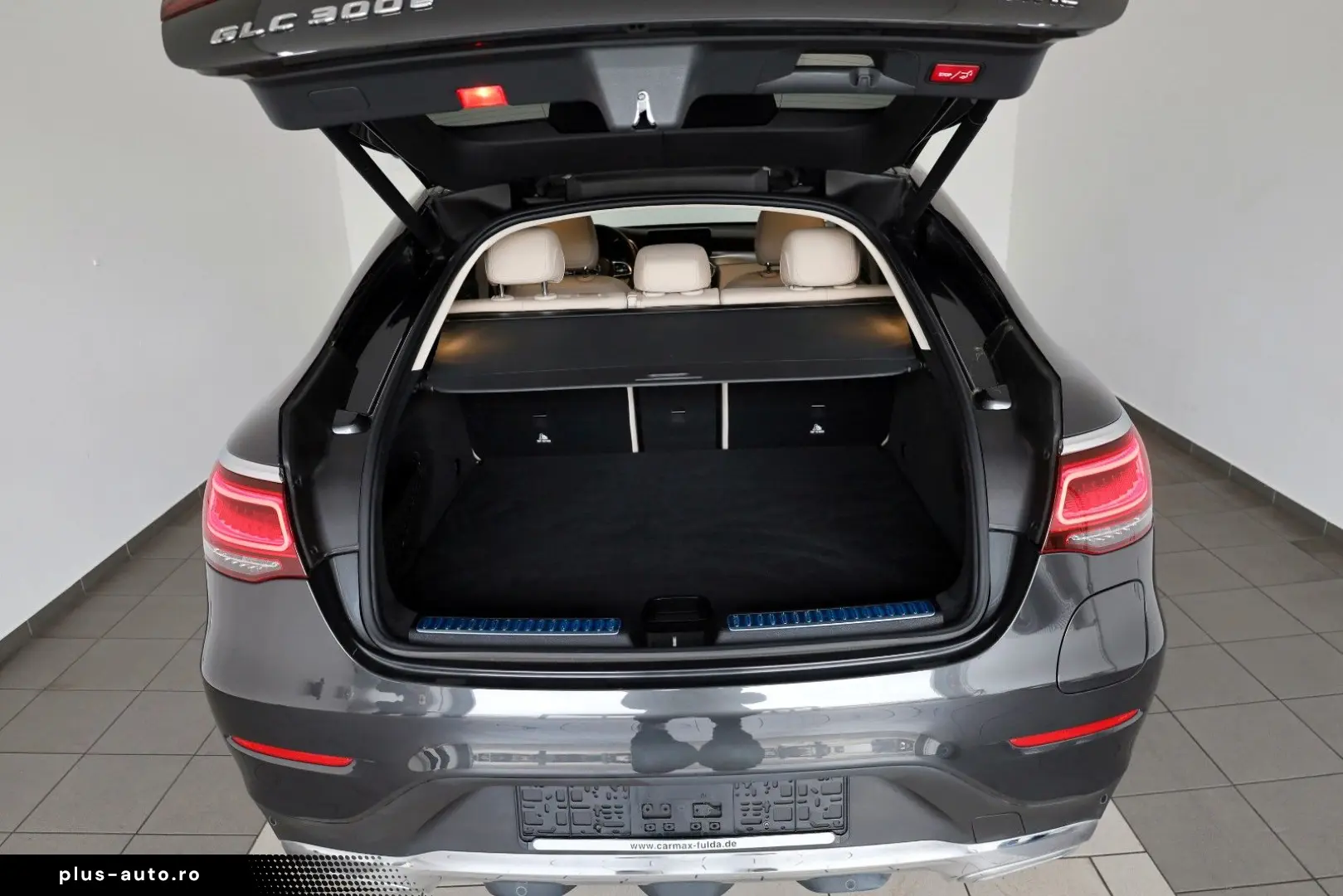 MERCEDES-BENZ GLC 300e 4M Coupe Sitzlüftung Leder Na&hellip;