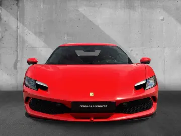 FERRARI 296 GTB Carbon Lift Racingsitz JBL Dt. Auto