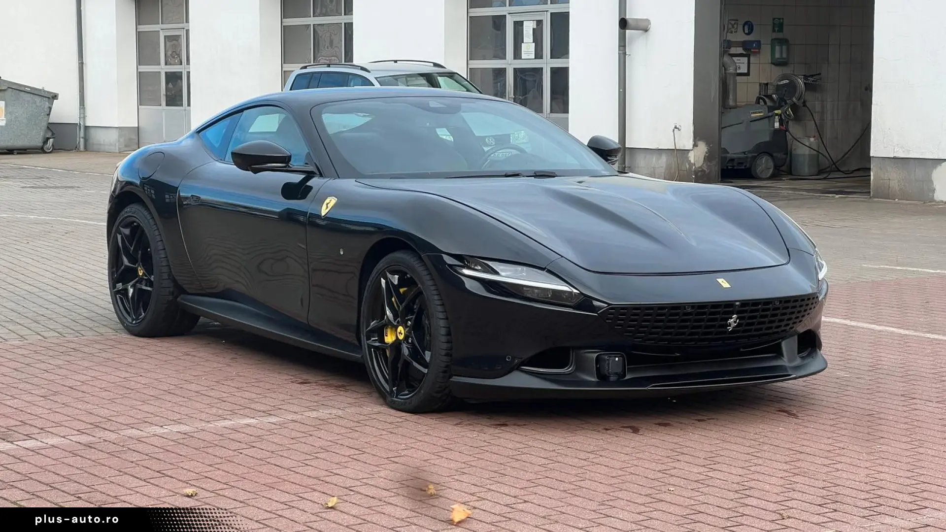 FERRARI Roma 3.9 T V8 DCT