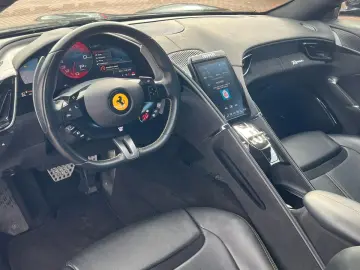 FERRARI Roma 3.9 T V8 DCT