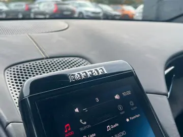 FERRARI Roma 3.9 T V8 DCT