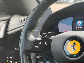 FERRARI Roma 3.9 T V8 DCT