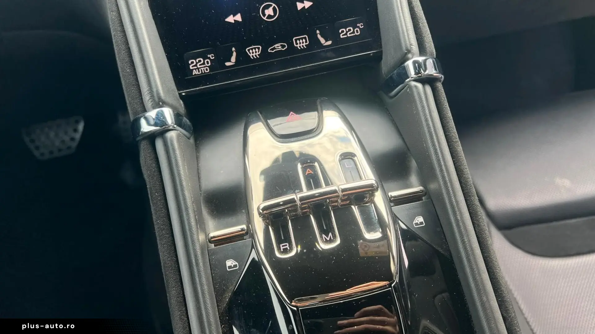 FERRARI Roma 3.9 T V8 DCT