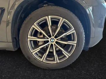 BMW X5 xDrive30d Inkl. € 1.190 Zubehörbonus  M Sport