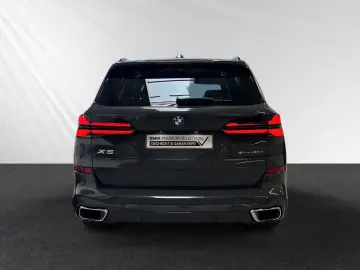 BMW X5 xDrive30d Inkl. € 1.190 Zubehörbonus  M Sport