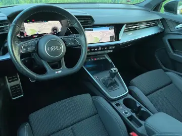 AUDI A3 Limousine 35 TFSI  3x S line Black Paket LED