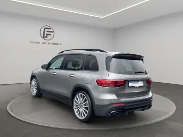 MERCEDES-BENZ GLB 35 AMG 4Matic Pano MBEAM Night 360…