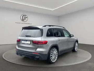MERCEDES-BENZ GLB 35 AMG 4Matic Pano MBEAM Night 360…