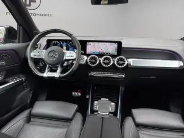 MERCEDES-BENZ GLB 35 AMG 4Matic Pano MBEAM Night 360…