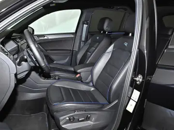 VW Tiguan 2.0 TSI R 4Motion DSG PANO RFK HUD AHK NA