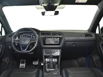 VW Tiguan 2.0 TSI R 4Motion DSG PANO RFK HUD AHK NA