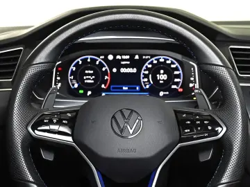 VW Tiguan 2.0 TSI R 4Motion DSG PANO RFK HUD AHK NA