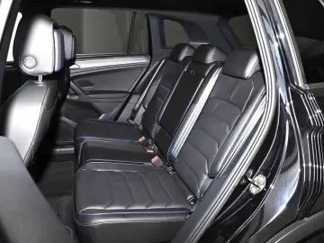 VW Tiguan 2.0 TSI R 4Motion DSG PANO RFK HUD AHK NA