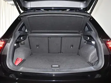 VW Tiguan 2.0 TSI R 4Motion DSG PANO RFK HUD AHK NA