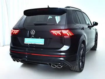 VW Tiguan 2.0 TSI R 4Motion DSG PANO RFK HUD AHK NA