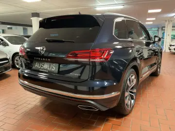 VW Touareg 3.0 V6 TSI Elegance Leder AHK Memory