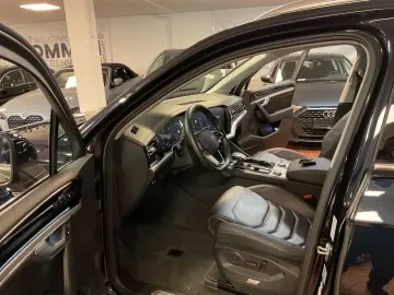 VW Touareg 3.0 V6 TSI Elegance Leder AHK Memory