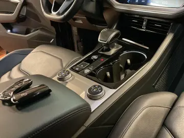 VW Touareg 3.0 V6 TSI Elegance Leder AHK Memory