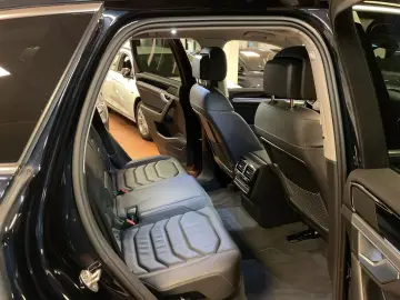 VW Touareg 3.0 V6 TSI Elegance Leder AHK Memory