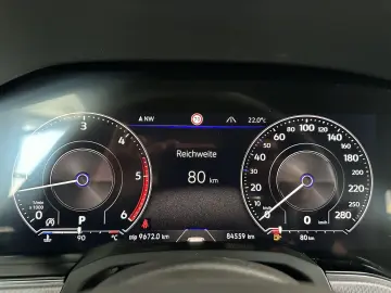 VW Touareg R-Line 4M  HUD  AHK  MASS  DYN  STHZ  21